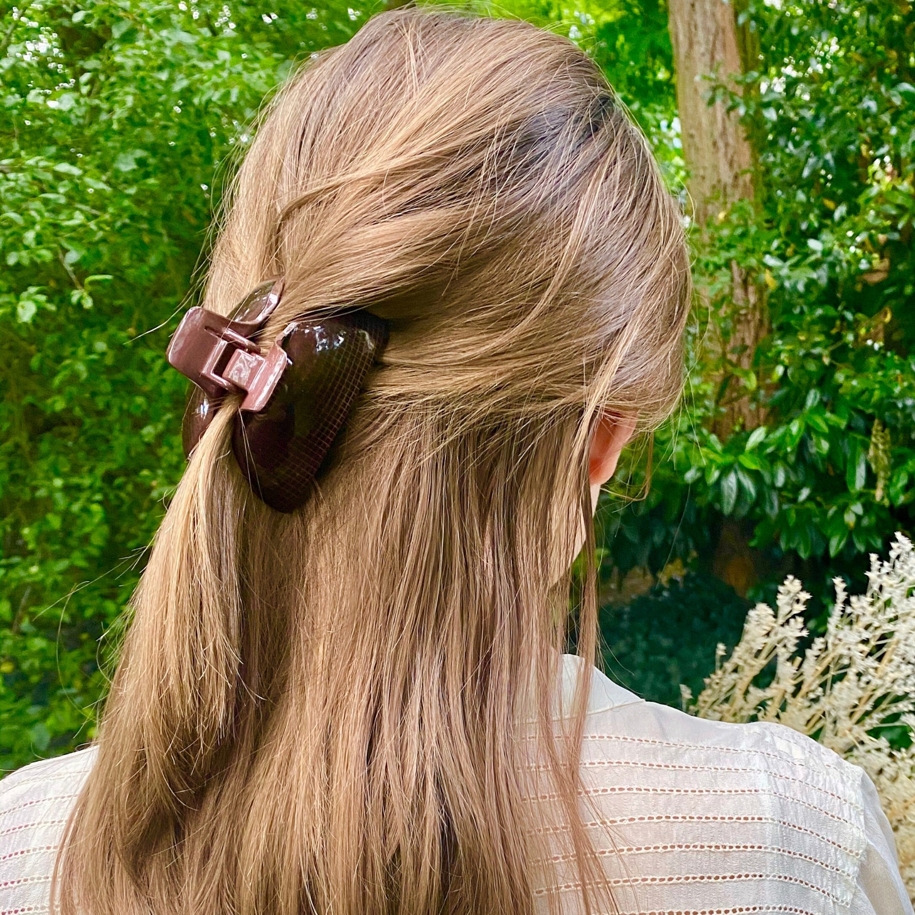 FEMME CHEVEUX ATTACHES CLIP PINCE CHEVEUX CRABE MARRON